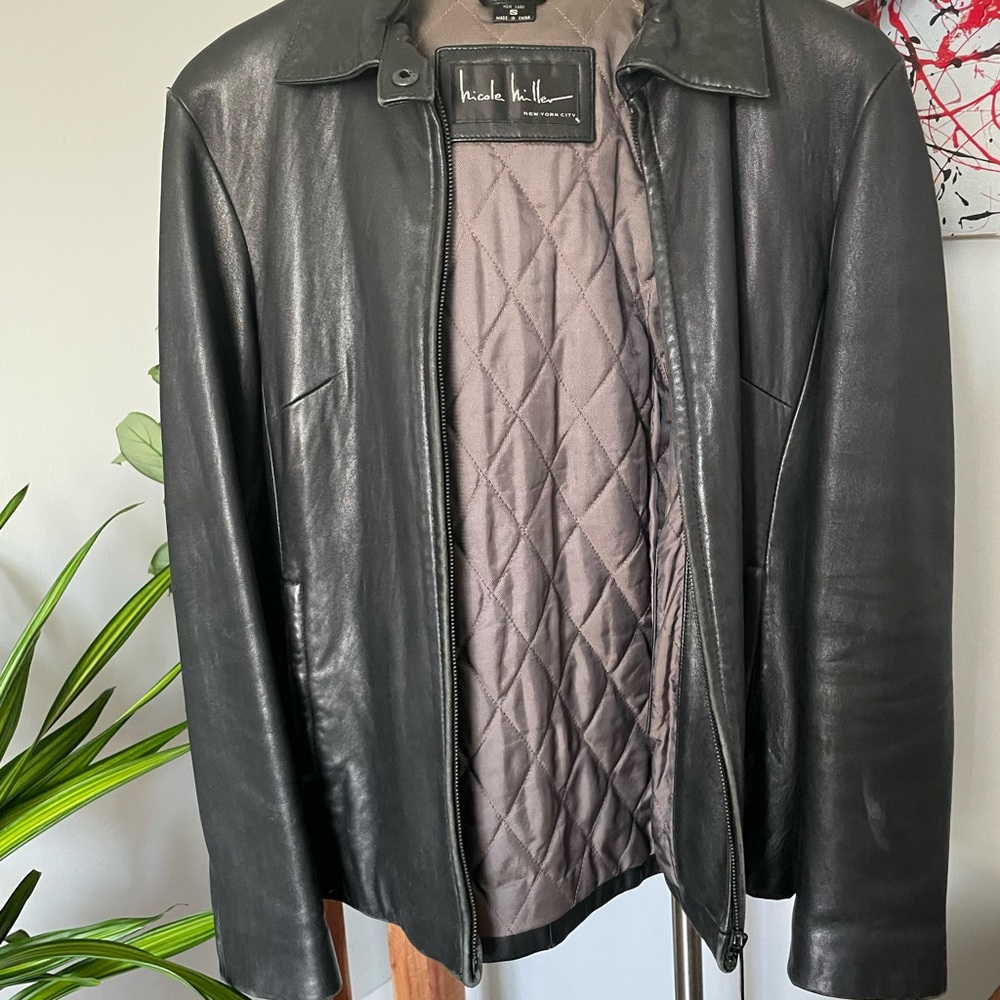 💲💲💲Nicole Miller real leather jacket.  Size small